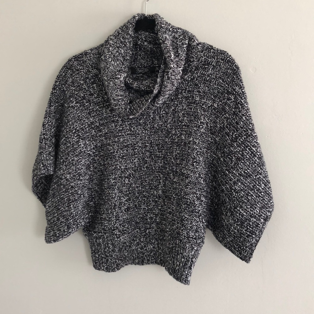 Crop oversized sleeve turtle neck sweater